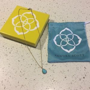 Kendra Scott necklace